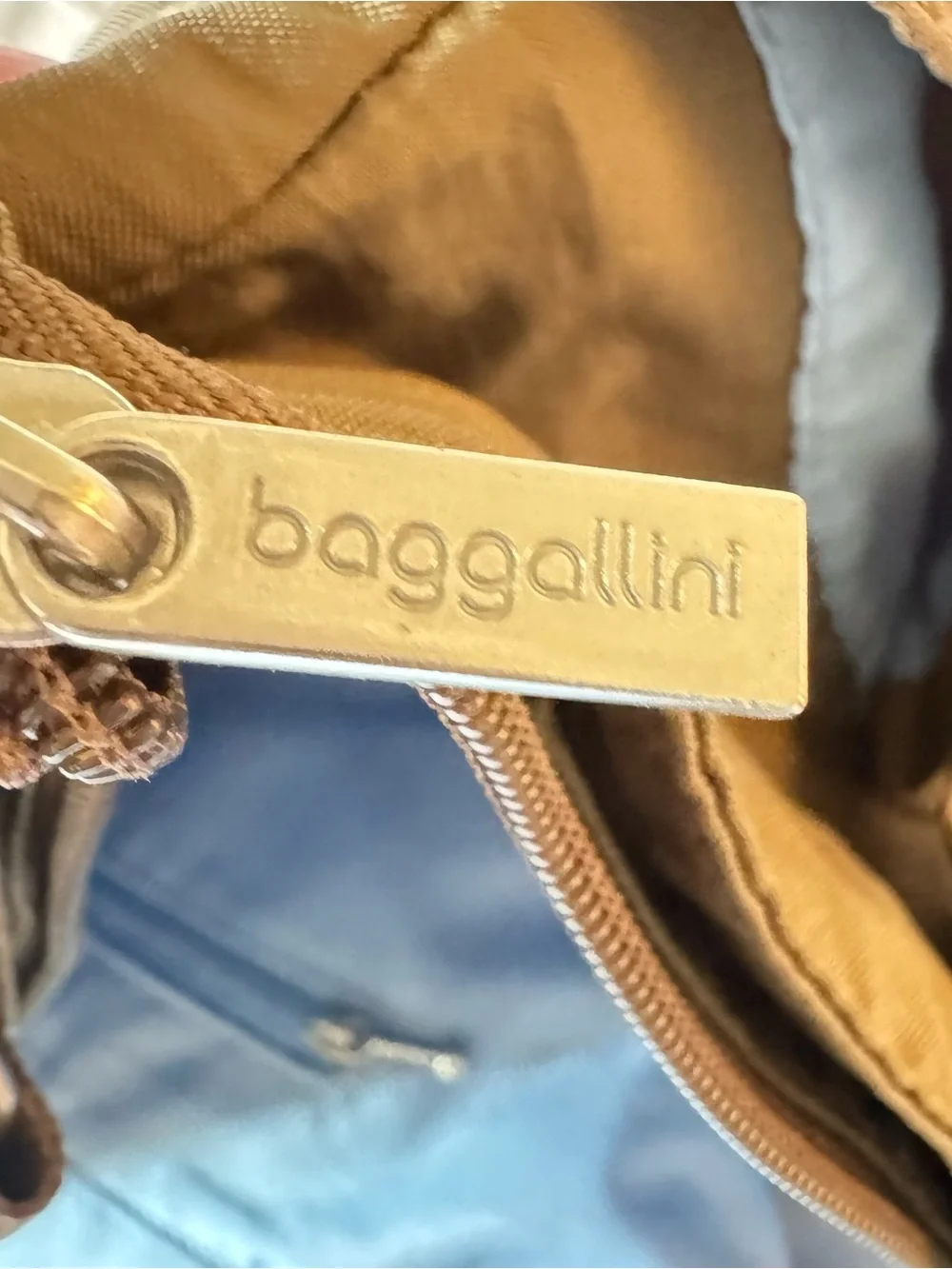 Baggallini Women's Large Nylon Tote Olive Green Travel Organizer Bag Carry On